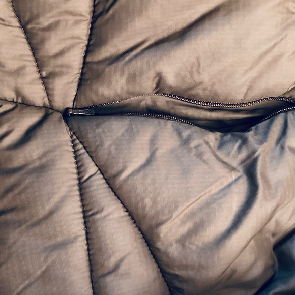 WindRiver Brown 2XL warm nylon puffer vest with T-MAX polyester insulation - Picture 6 of 8